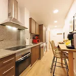 Bravissimo Portal Barca, Monthly Жирона
