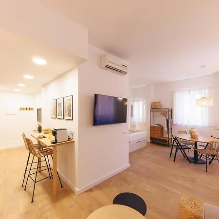 Apartment Bravissimo Portal Barca, Monthly