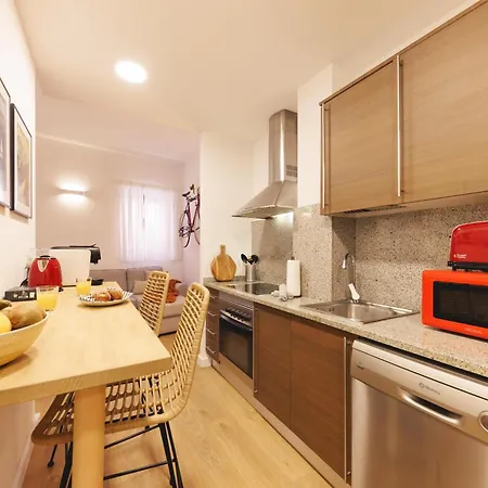Bravissimo Portal Barca, Monthly Apartment Girona