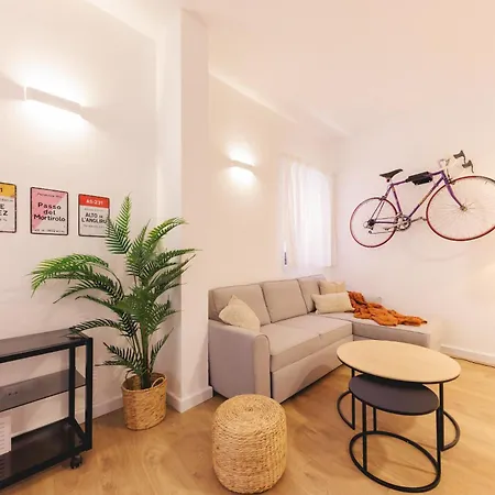 Bravissimo Portal Barca, Monthly Apartment Girona